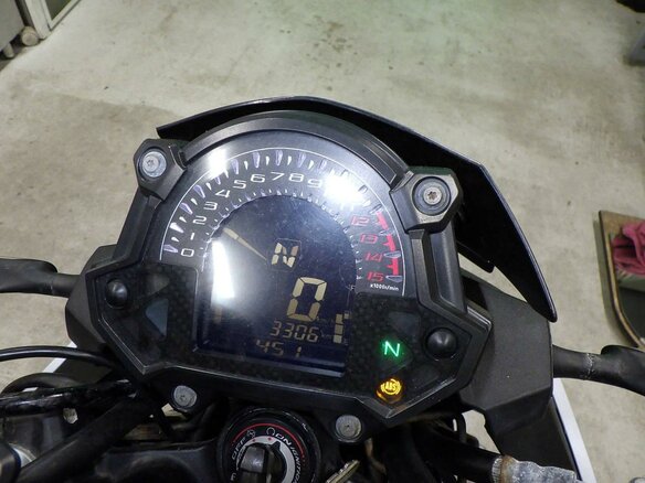 2019 Kawasaki Z 400, белый, 619000 рублей - вид 6