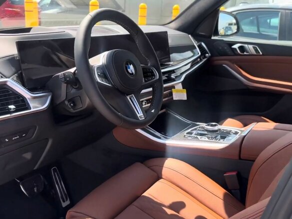 2025 BMW X5 30d IV (G05/G18) Рестайлинг, серый, 15690000 рублей - вид 4