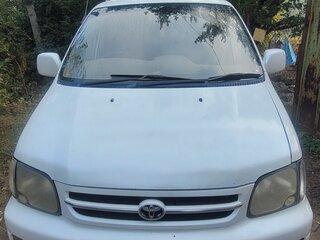 2000 Toyota Town Ace Noah III, белый, 390000 рублей, вид 1