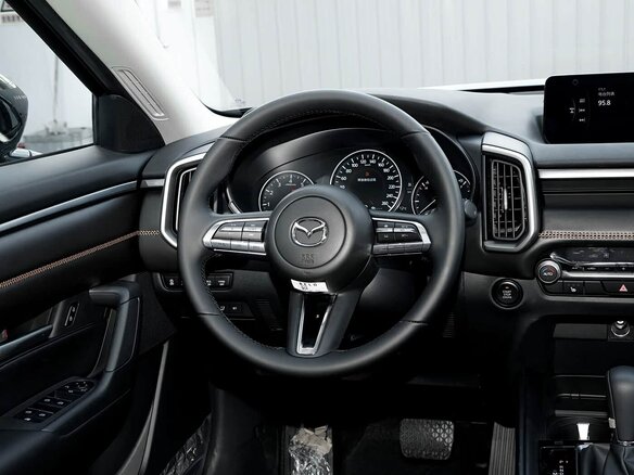 2026 Mazda CX-50, серый, 3450000 рублей - вид 4