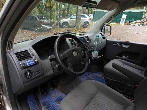 2008 Volkswagen Multivan T5, серебристый, 1200000 рублей - вид 4