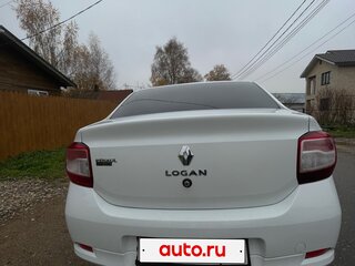 2014 Renault Logan II, белый, 620000 рублей, вид 4