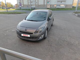 2011 Renault Scenic Grand III, серый, 750000 рублей, вид 1