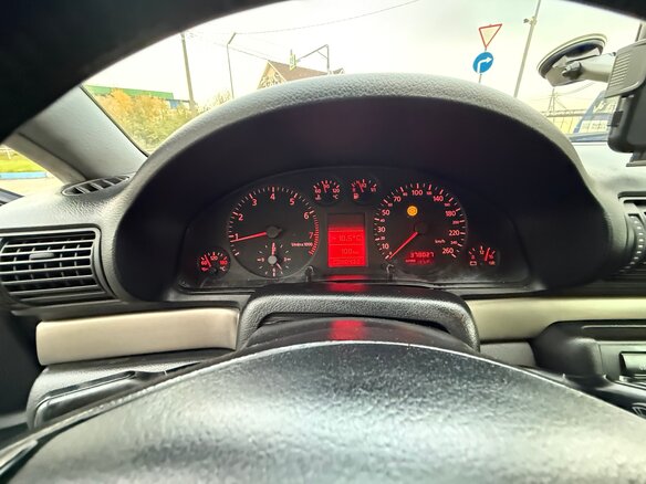 1999 Audi A4 I (B5) Рестайлинг, чёрный, 370000 рублей - вид 10