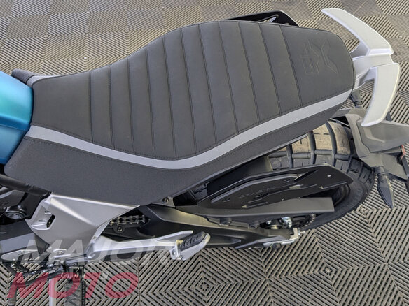 2025 CFMoto 700CL-X Adventure, синий, 841410 рублей - вид 11