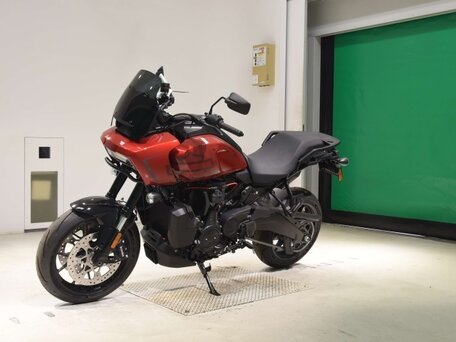 2025 Harley-Davidson Pan America Limited, красный, 1600000 рублей, вид 5