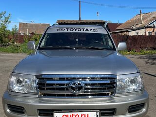 2007 Toyota Land Cruiser 100 Series Рестайлинг 2, серебристый, 2090000 рублей, вид 1