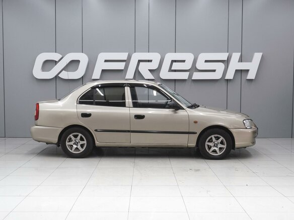 2005 Hyundai Accent II Рестайлинг, жёлтый, 399000 рублей - вид 4