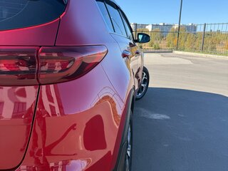2020 Kia Sportage IV Рестайлинг, красный, 2150000 рублей, вид 5