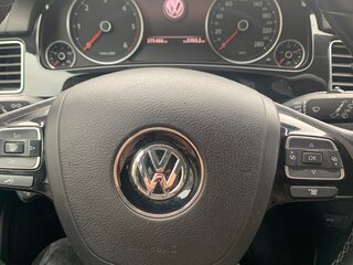 2012 Volkswagen Touareg II, серебристый, 1800000 рублей, вид 5