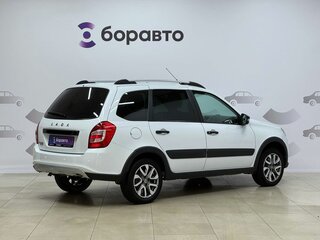 2023 Lada (ВАЗ) Granta Cross I Рестайлинг, белый, 880000 рублей, вид 4