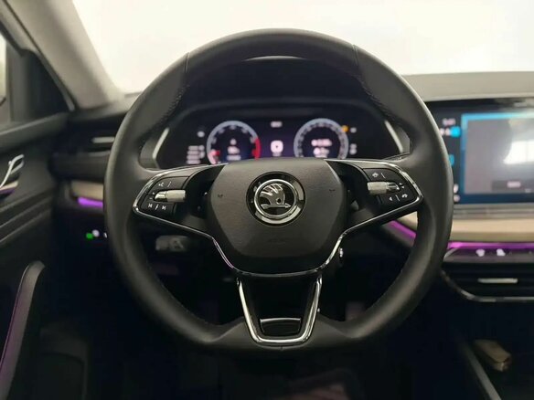 2023 Skoda Octavia IV (A8), белый, 2210000 рублей - вид 15