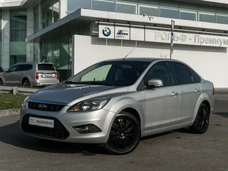 2010 Ford Focus II Рестайлинг, серебристый, 647000 рублей, вид 1