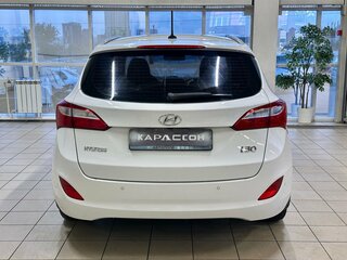 2012 Hyundai i30 II, белый, 897000 рублей, вид 4