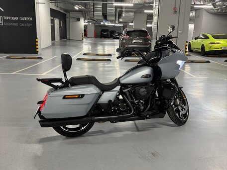 2024 Harley-Davidson Road Glide, серый, 3100000 рублей, вид 3