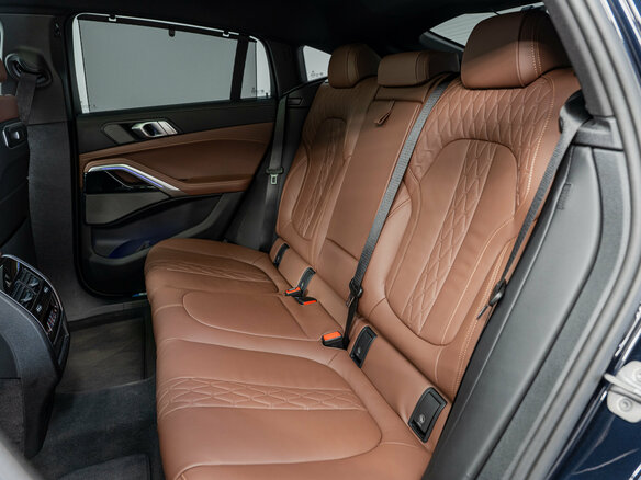 2025 BMW X6 40i III (G06) Рестайлинг, чёрный, 14490000 рублей - вид 21