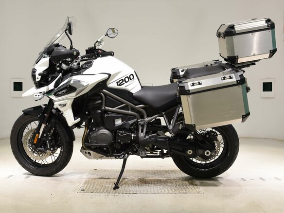 2018 Triumph Tiger 1200, белый, 1390000 рублей - вид 12