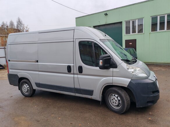 2013 Peugeot Boxer, серебристый, 1450000 рублей - вид 1