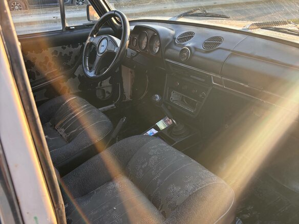 1990 Lada (ВАЗ) 2106, бежевый, 70000 рублей - вид 4