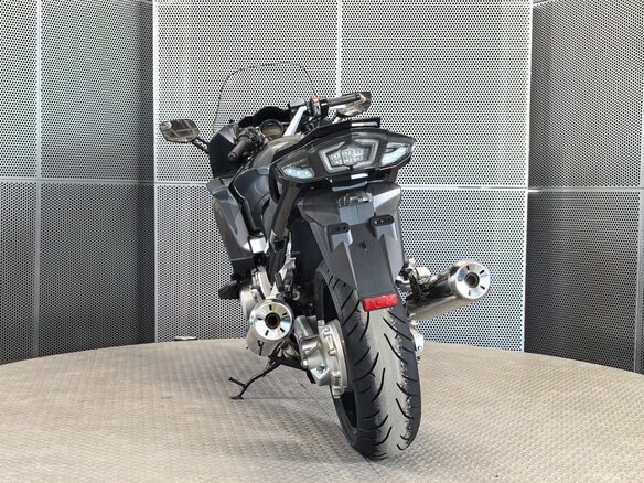 2016 Yamaha FJR1300, серый, 1177000 рублей - вид 6