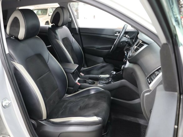 2018 Hyundai Tucson III, серебристый, 2170000 рублей - вид 7