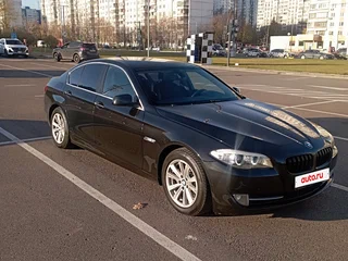 2013 BMW 5 серии 520i VI (F10/F11/F07), чёрный, 2200000 рублей, вид 3