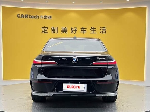 2024 BMW 7 серии 760i xDrive VII (G70), чёрный, 11150018 рублей - вид 4