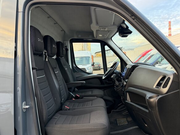 2023 Iveco Daily, серый, 4900000 рублей - вид 10