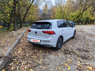 2022 Volkswagen Golf VIII, белый, 2740000 рублей, вид 3