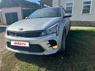 2021 Kia Rio X IV Рестайлинг, серый, 1520000 рублей, вид 4