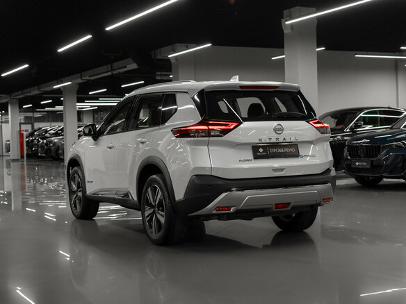 2024 Nissan X-Trail IV, белый, 4700000 рублей - вид 3