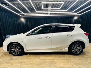 2013 Mazda Axela II Рестайлинг, белый, 1079000 рублей, вид 3