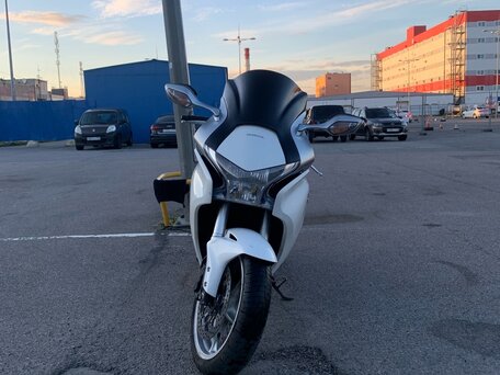 2011 Honda VFR 1200, белый, 719000 рублей, вид 5