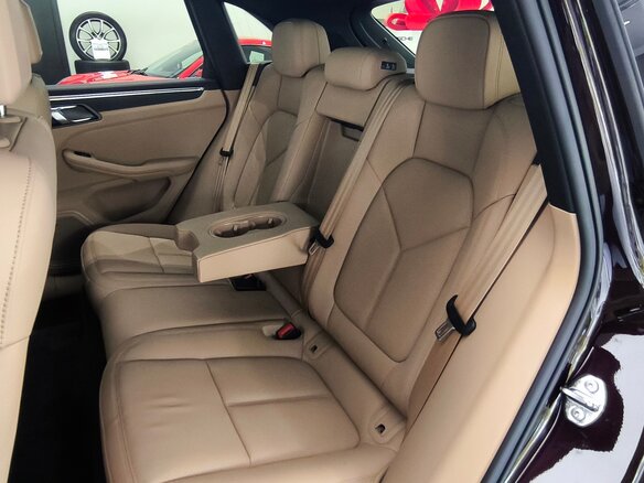 2026 Porsche Macan I Рестайлинг 2, красный, 14390000 рублей - вид 11