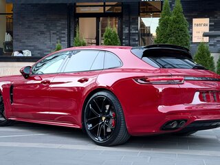 2019 Porsche Panamera GTS Sport Turismo II, красный, 7800000 рублей, вид 5