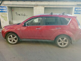 2008 Mitsubishi Outlander II, красный, 1000000 рублей, вид 1