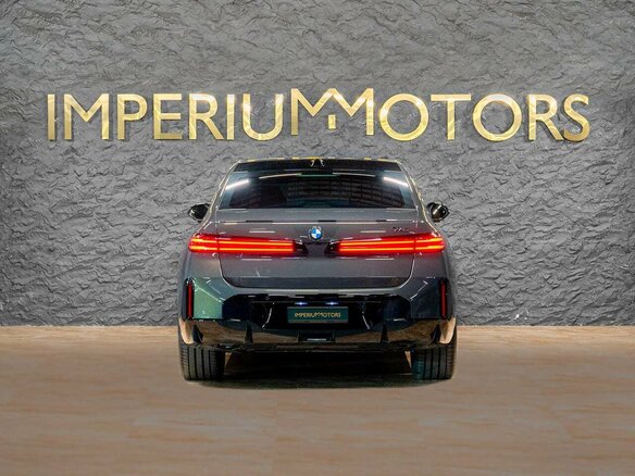 2026 BMW 7 серии 740 xDrive VII (G70) Рестайлинг, серый, 23990000 рублей - вид 8