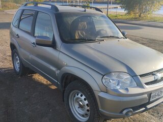 2013 Chevrolet Niva I Рестайлинг, серый, 450000 рублей, вид 2
