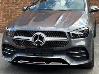 2022 Mercedes-Benz GLE 300 d II (V167), серебристый, 11850000 рублей, вид 2
