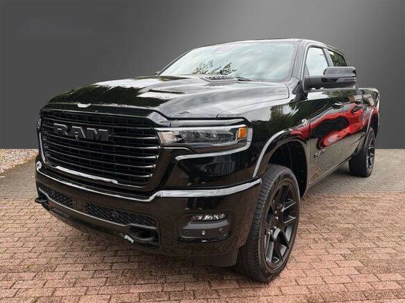 2025 Ram 1500 Crew Cab V Рестайлинг, чёрный, 5600000 рублей