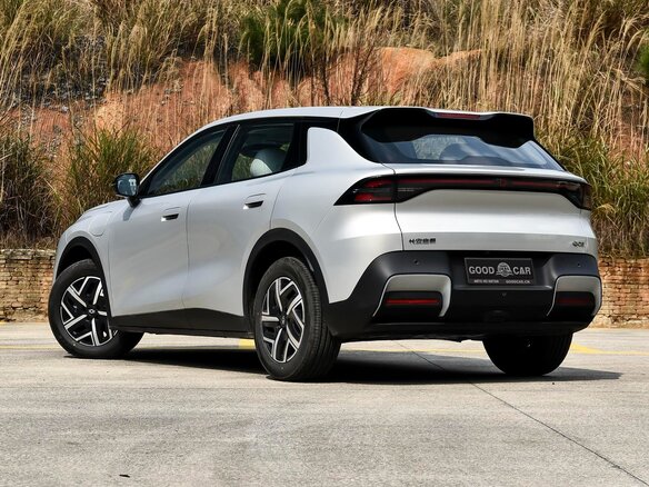 2026 Changan Qiyuan Q05 51.9 kWh II, серебристый - вид 7