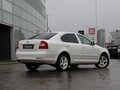 2011 Skoda Octavia II (A5) Рестайлинг, белый, 690000 рублей - вид 4
