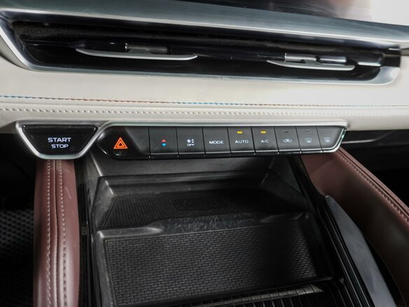 2024 Geely Monjaro I, белый - вид 15