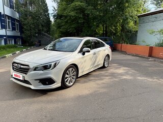 2018 Subaru Legacy VI Рестайлинг, белый, 2950000 рублей, вид 1