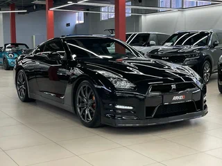 2013 Nissan GT-R I Рестайлинг 1, чёрный, 9990000 рублей, вид 5