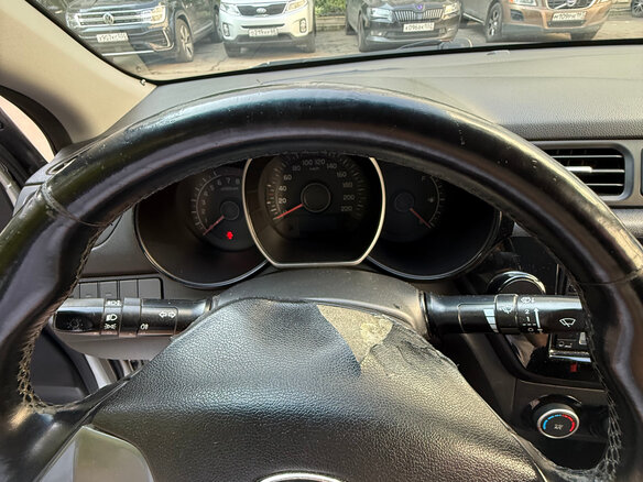 2015 Kia Rio III Рестайлинг, серый - вид 24