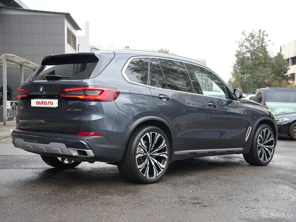 2019 BMW X5 30d IV (G05/G18), серый, 6900000 рублей - вид 2