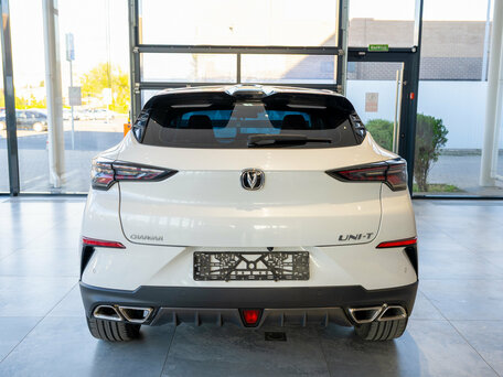 2023 Changan UNI-T I, белый, 3100000 рублей, вид 5