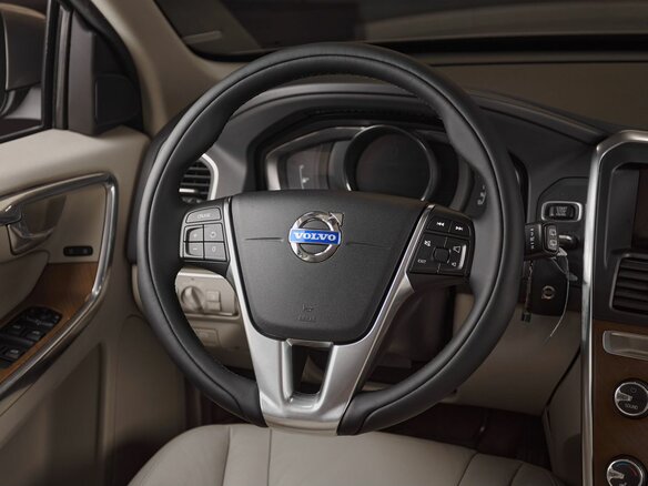 2013 Volvo XC60 I Рестайлинг, бежевый, 1649000 рублей - вид 9