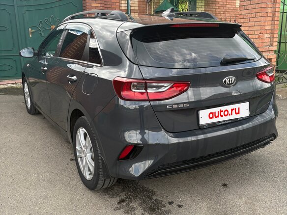 2019 Kia Ceed III, серый, 1660000 рублей - вид 5